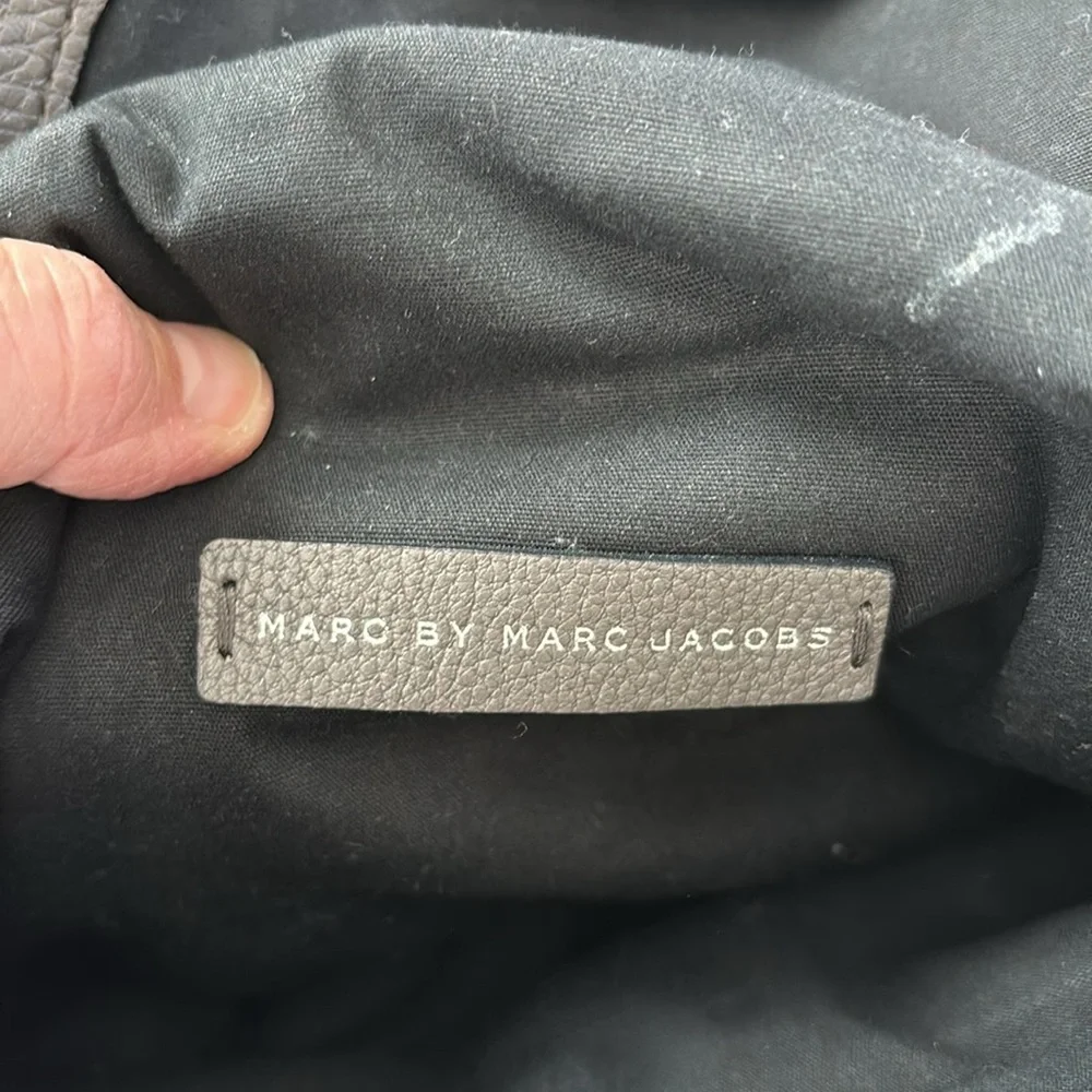 Marc By Marc Jacobs Leather Cross Body Bag Silver - Picture 8 of 16